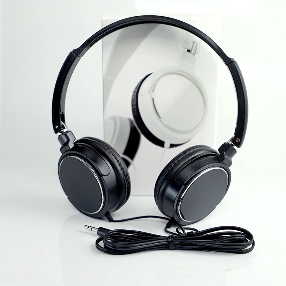 Over Ear Wired Headphones Portable Audio Bass HiFi